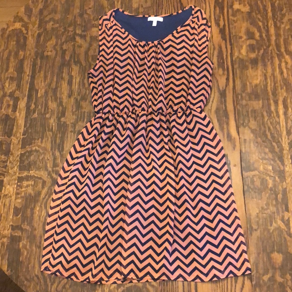 dELiA’s pattern dress
